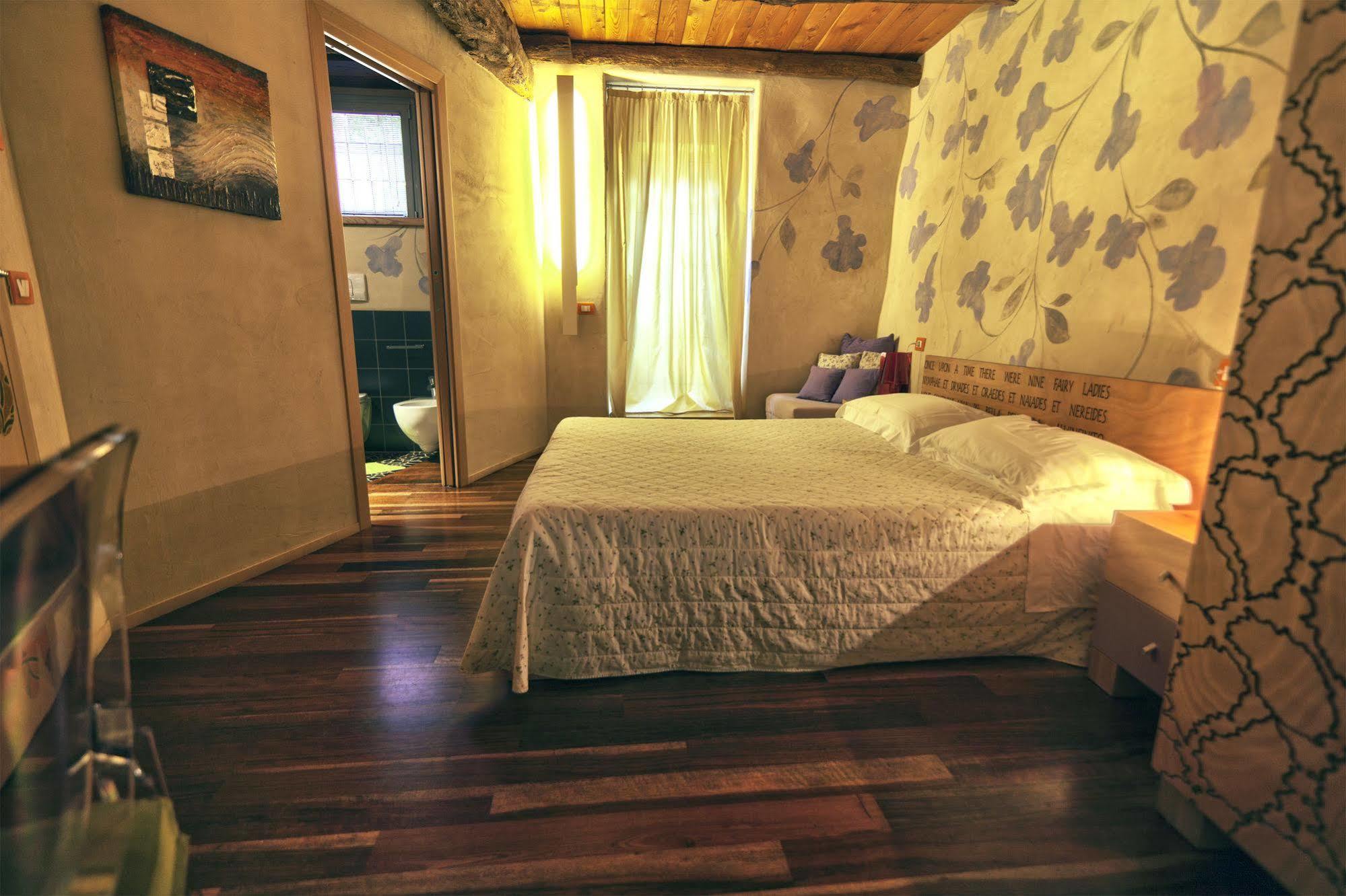 Hotel Dimora Le Nove Fate Bergamo Exterior foto